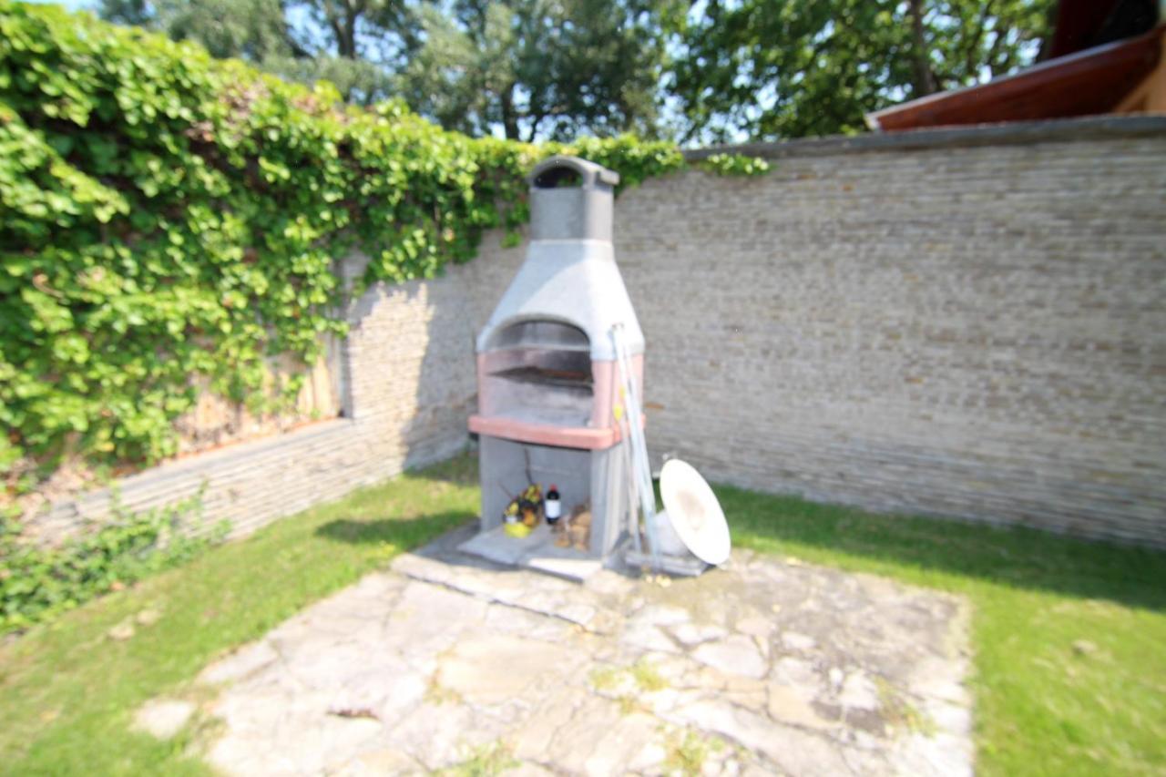 Apartamento Margaréta Apartmanház Balatonboglár Exterior foto